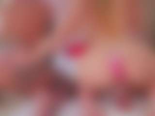 Vesia's Live Sex Cam Show