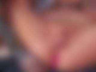 Vesia's Live Sex Cam Show