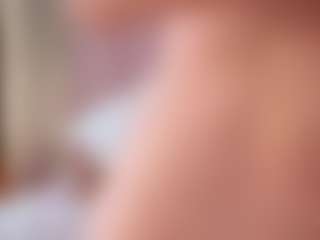 Vesia's Live Sex Cam Show