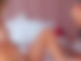 Vesia's Live Sex Cam Show