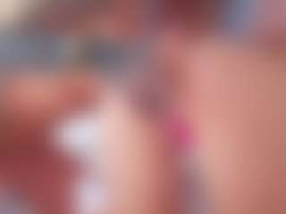 Vesia's Live Sex Cam Show