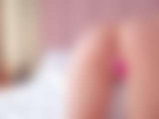 Vesia's Live Sex Cam Show