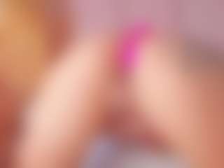 Vesia's Live Sex Cam Show