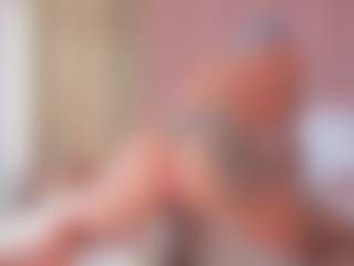 Vesia's Live Sex Cam Show