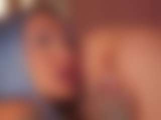 Vesia's Live Sex Cam Show