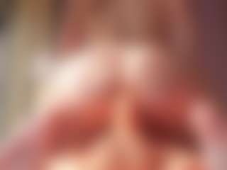 Vesia's Live Sex Cam Show