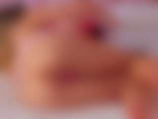 Vesia's Live Sex Cam Show