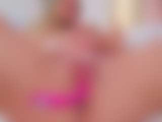 Vesia's Live Sex Cam Show