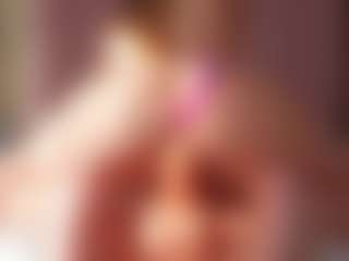 Vesia's Live Sex Cam Show