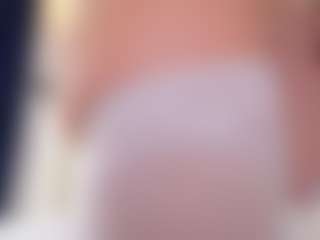 Vesia's Live Sex Cam Show