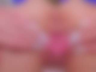 Vesia's Live Sex Cam Show