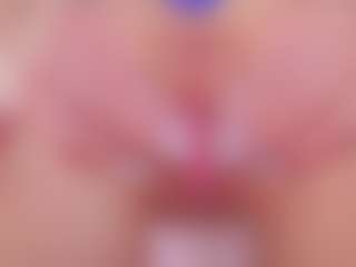 Vesia's Live Sex Cam Show