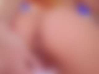Vesia's Live Sex Cam Show