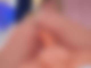 Vesia's Live Sex Cam Show