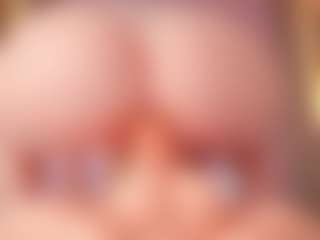 Vesia's Live Sex Cam Show