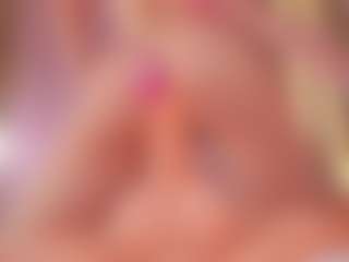 Vesia's Live Sex Cam Show