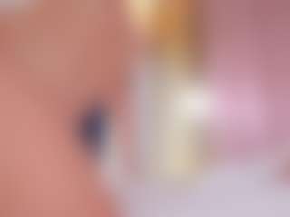 Vesia's Live Sex Cam Show