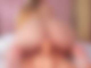 Vesia's Live Sex Cam Show