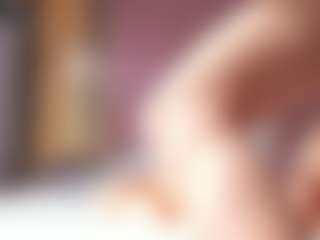 Vesia's Live Sex Cam Show