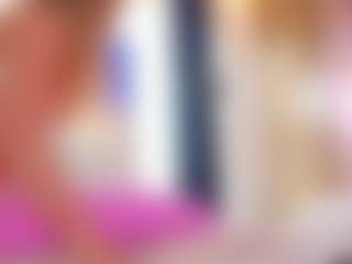 Vesia's Live Sex Cam Show