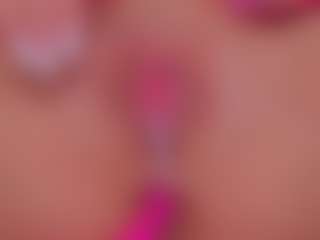 Vesia's Live Sex Cam Show