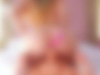 Vesia's Live Sex Cam Show