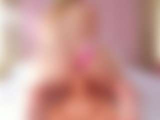 Vesia's Live Sex Cam Show