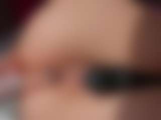 Vesia's Live Sex Cam Show