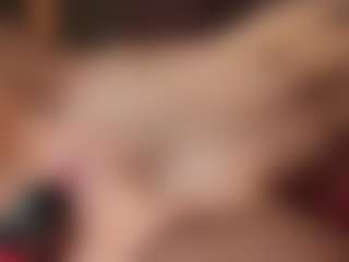 Vesia's Live Sex Cam Show