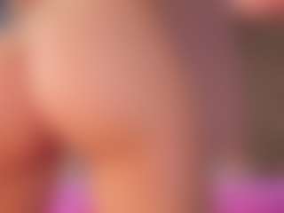 Vesia's Live Sex Cam Show