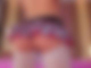 Vesia's Live Sex Cam Show