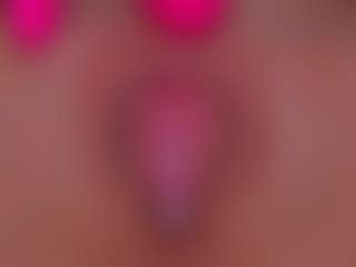 Live cam show with Vesia - HD on SinfulBabes