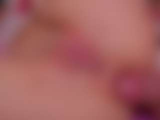 Vesia's Live Sex Cam Show