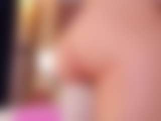 Vesia's Live Sex Cam Show