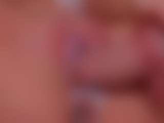 Vesia's Live Sex Cam Show