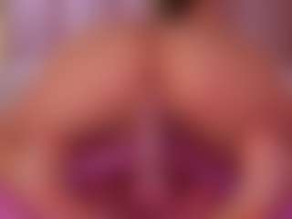 Live cam show with Vesia - Cum on sexylive.show