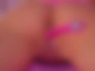Vesia's Live Sex Cam Show