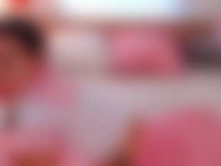 Live cam show with OdelynCurvin - Upskirt on Camsoda