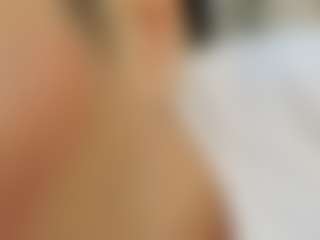 Live cam show with Viktoria-daviss - Athletic MILF on SquirtSoMuch