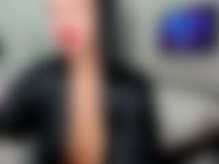 Live cam show with Erline - Body Massage on AdultVida.com