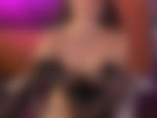 Maeveee's Live Sex Cam Show
