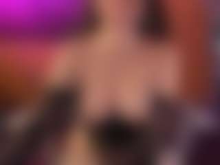 Maeveee's Live Sex Cam Show