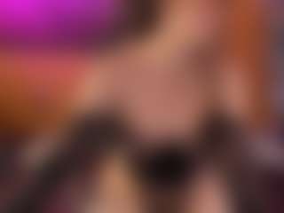 Maeveee's Live Sex Cam Show