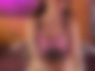 Maeveee's Live Sex Cam Show