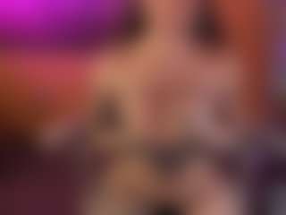 Maeveee's Live Sex Cam Show