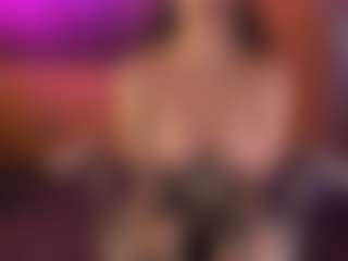 Maeveee's Live Sex Cam Show