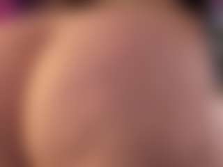 Live cam show with Maeveee - Deepthroat on fapnchat