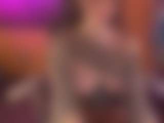 Maeveee's Live Sex Cam Show
