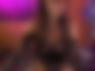 Maeveee's Live Sex Cam Show