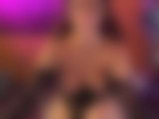 Maeveee's Live Sex Cam Show